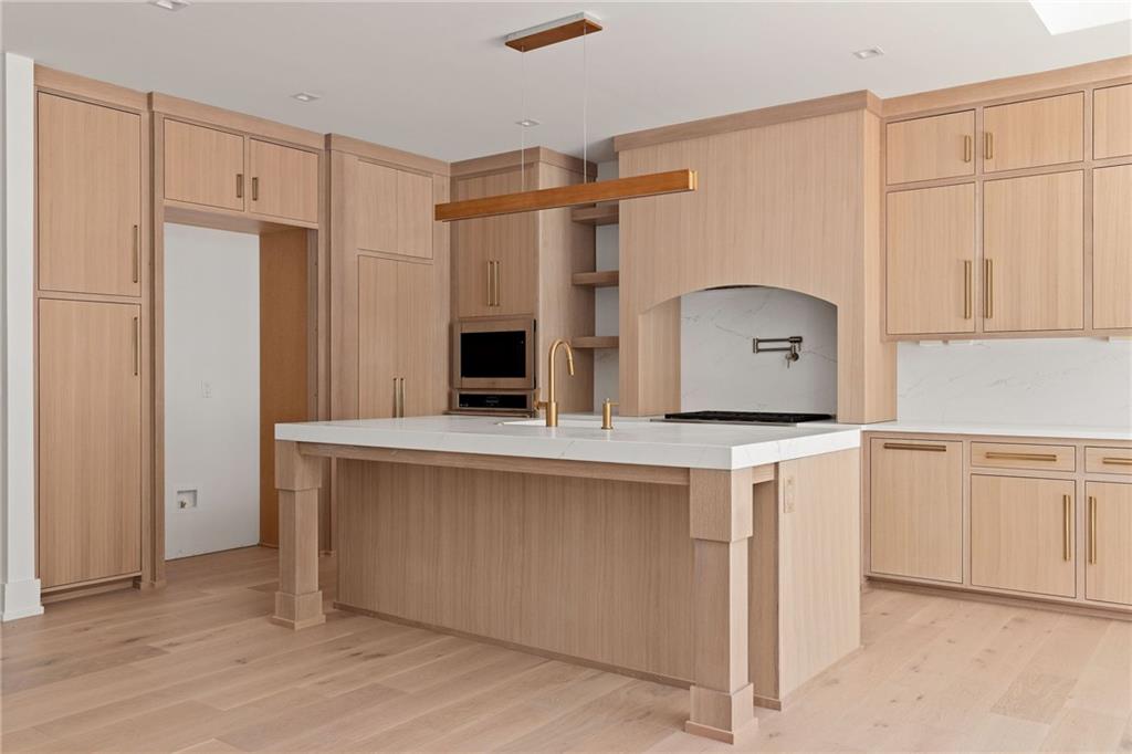 10126 N Kansas Court