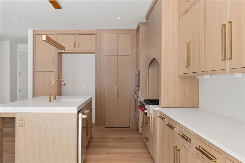 10126 N Kansas Court