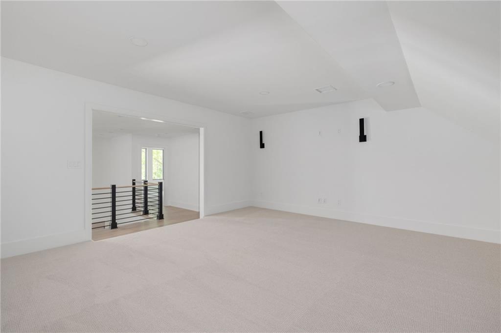 10126 N Kansas Court