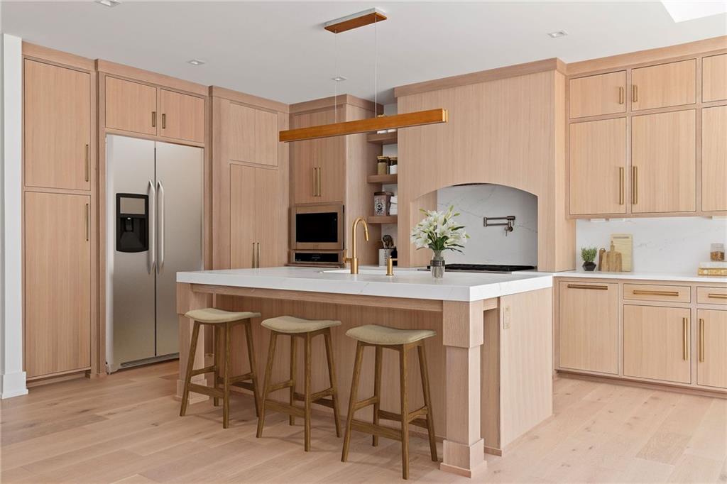 10126 N Kansas Court