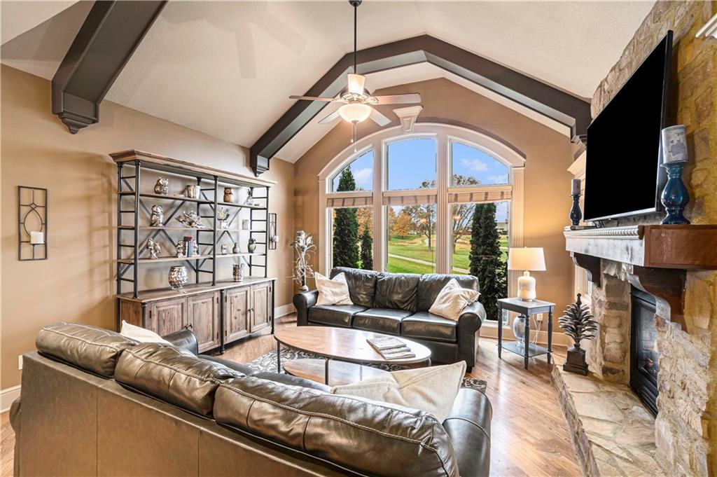 2520 NE 103rd Terrace