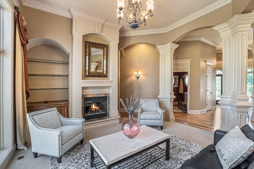 2520 NE 103rd Terrace