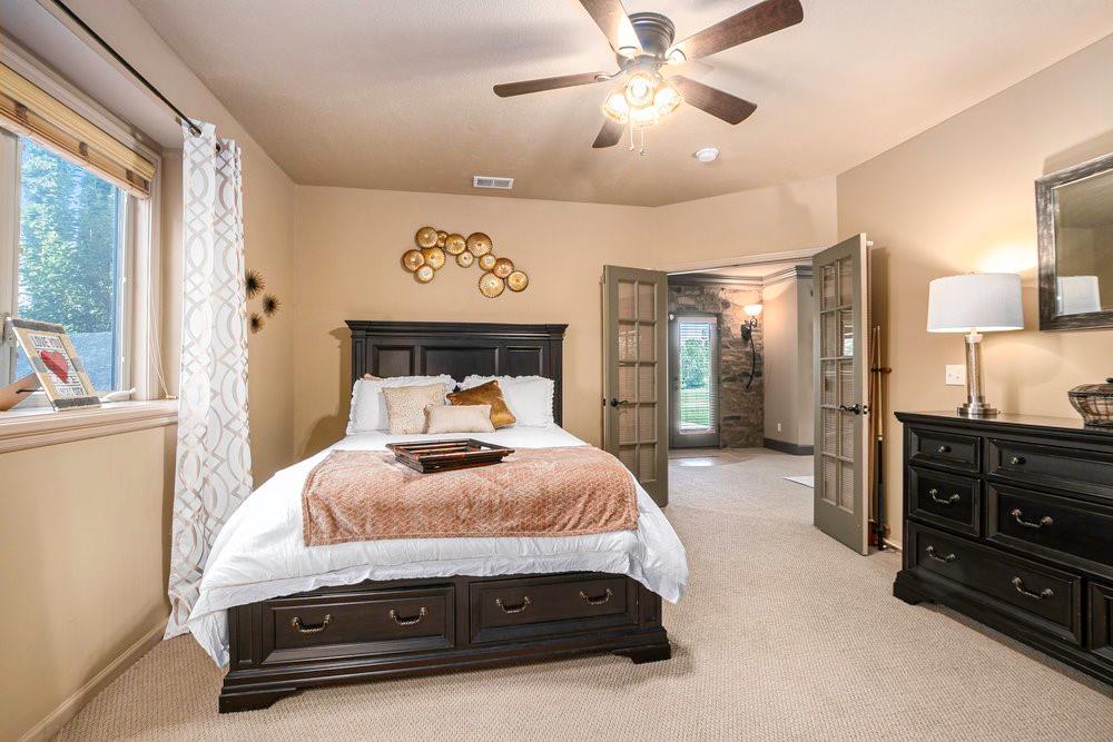 2520 NE 103rd Terrace