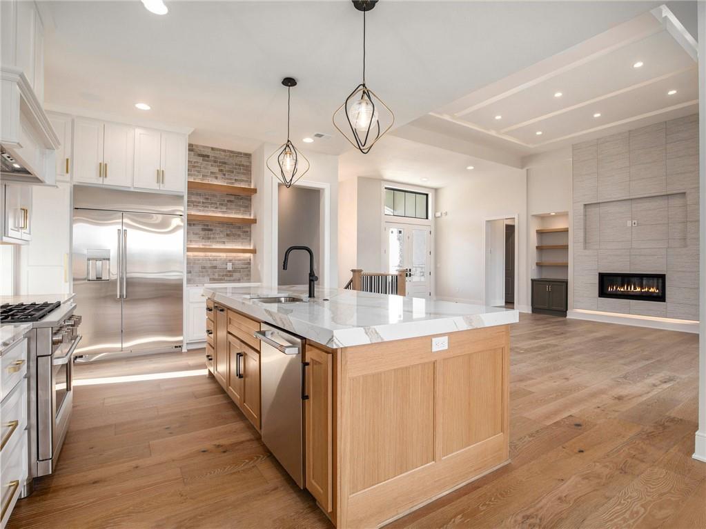 10143 N Kansas Court