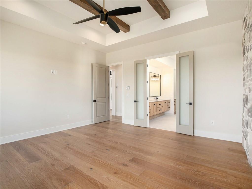 10143 N Kansas Court