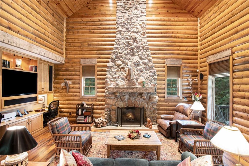 14310 NW Robinhood Lane