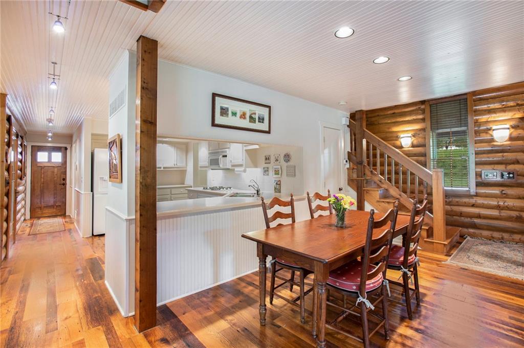 14310 NW Robinhood Lane