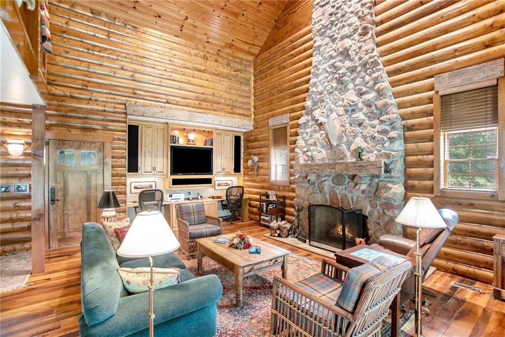 14310 NW Robinhood Lane