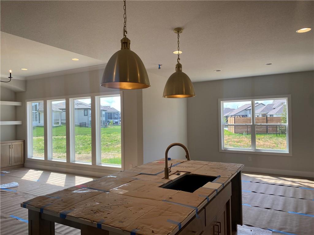 10200 N Bales Avenue