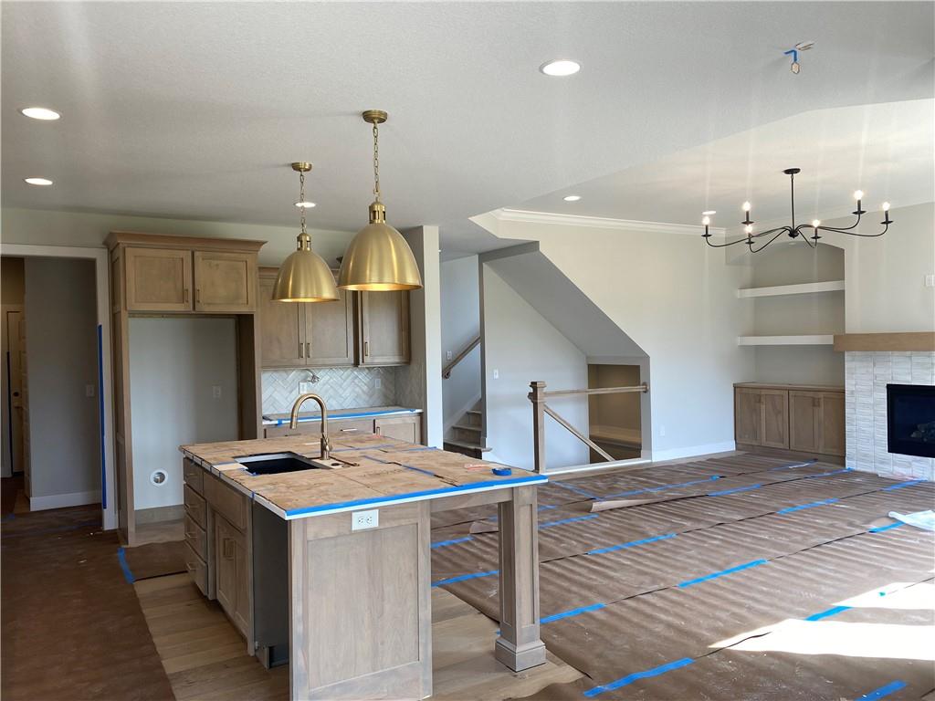 10200 N Bales Avenue