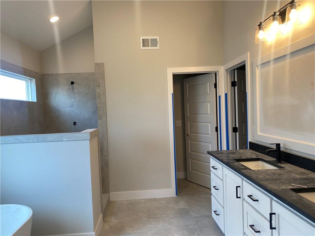 10200 N Bales Avenue