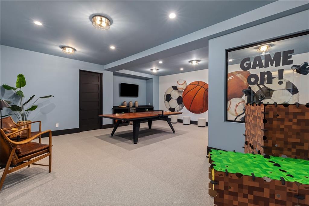 3407 NE 102nd Street