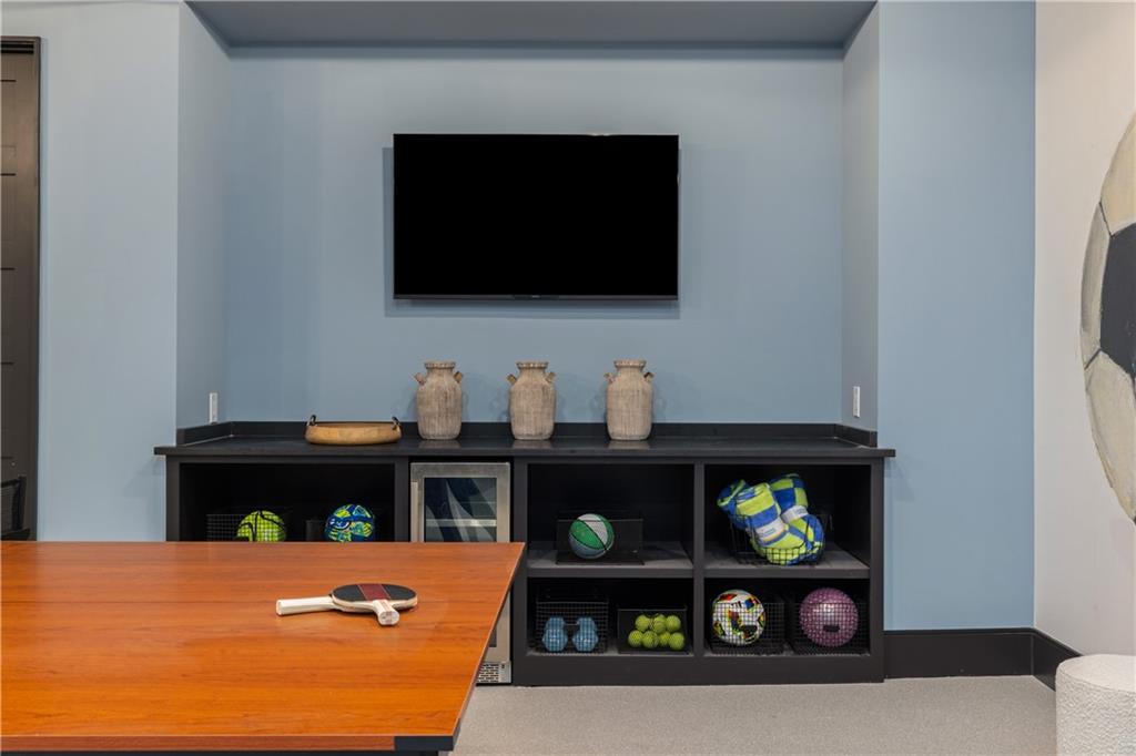 3407 NE 102nd Street