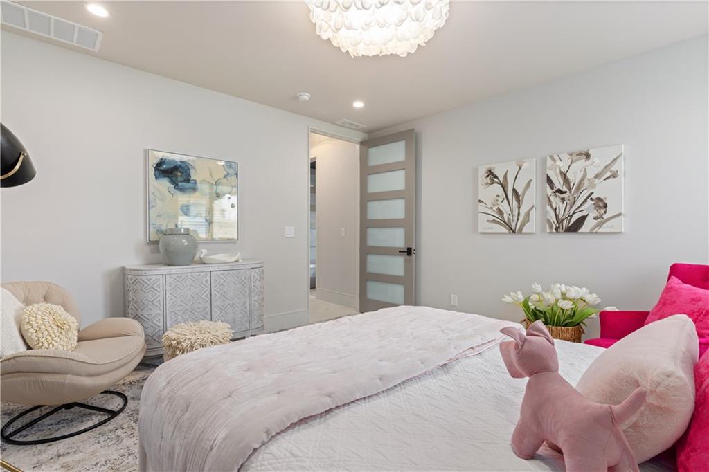 3407 NE 102nd Street