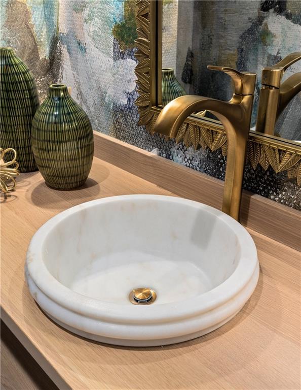 3407 NE 102nd Street