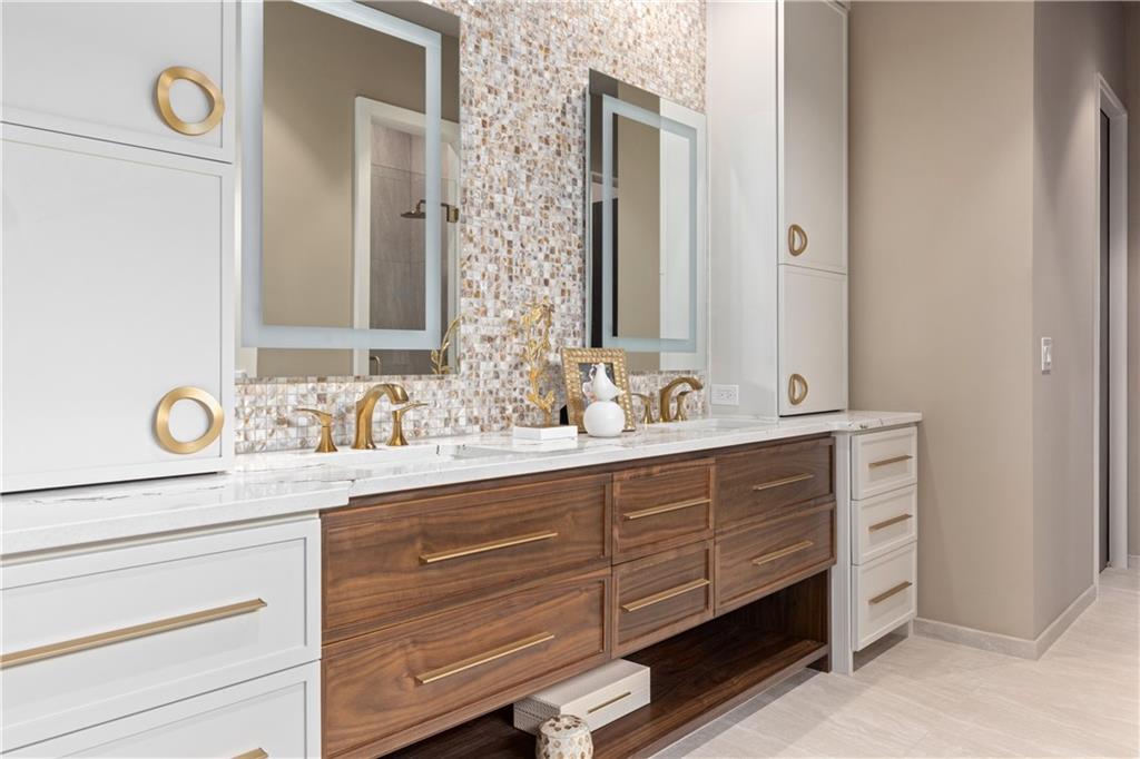 3407 NE 102nd Street