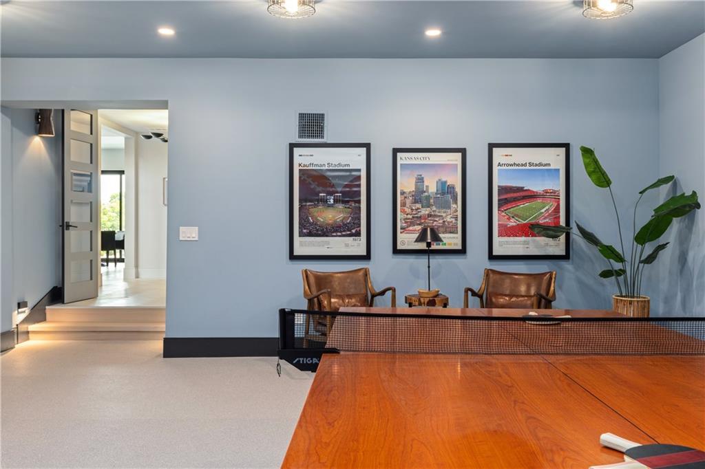 3407 NE 102nd Street