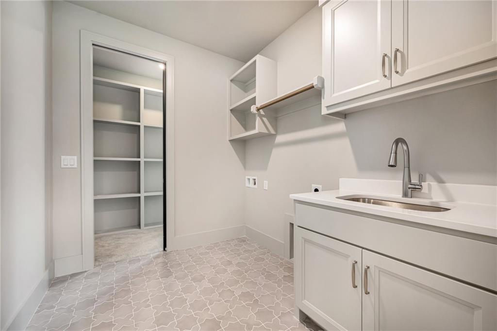 2821 NE 102nd Street