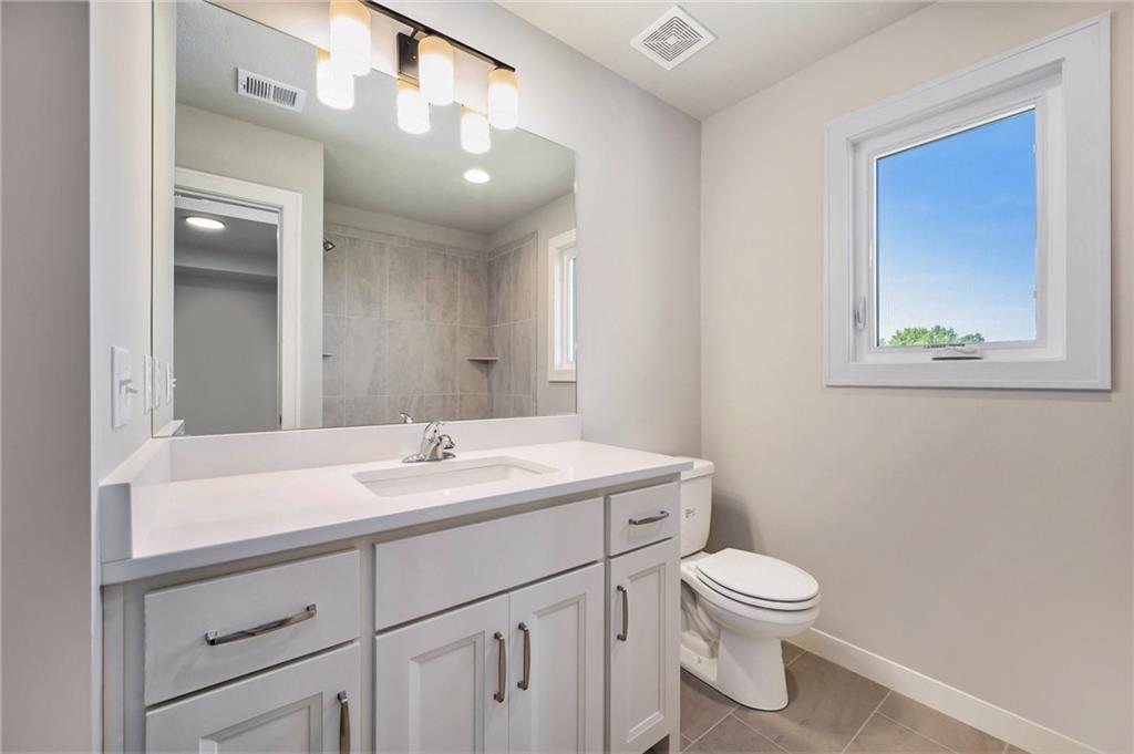 2821 NE 102nd Street