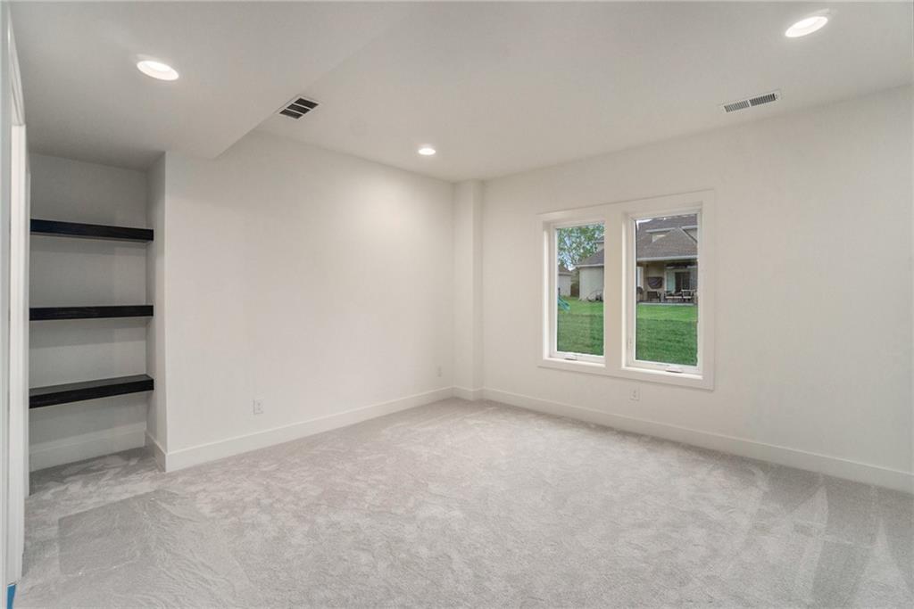 2810 NE 102nd Street