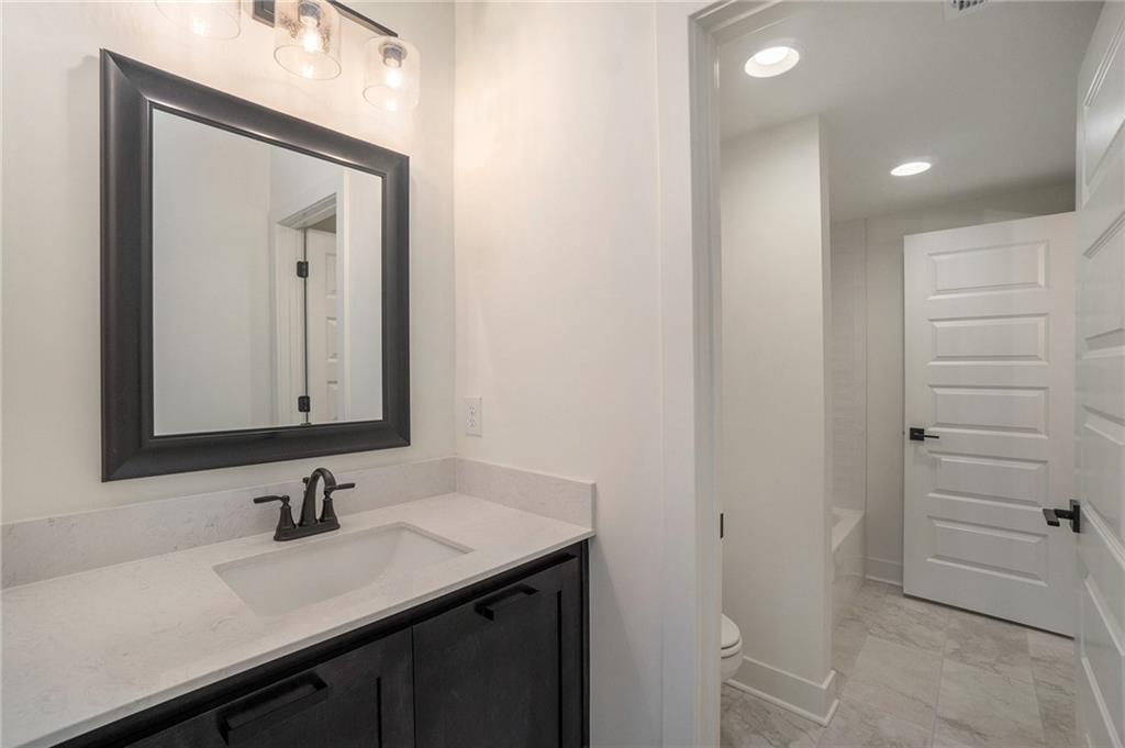 2810 NE 102nd Street