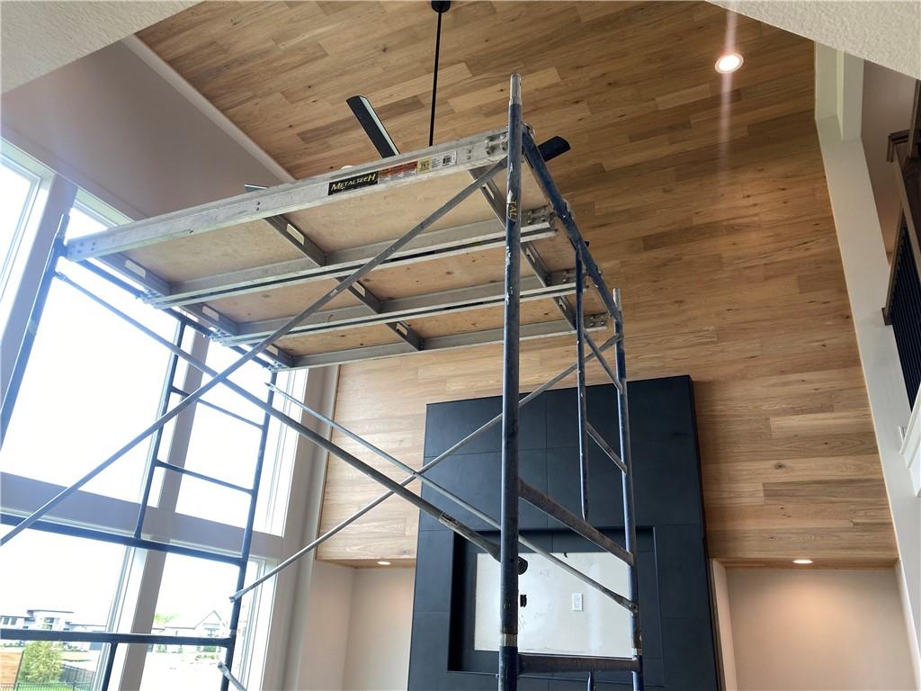 3410 NE 102nd Street