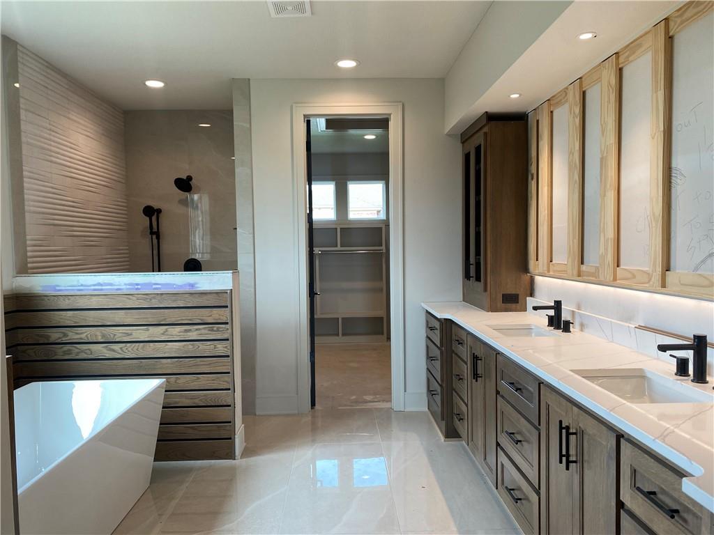 3410 NE 102nd Street