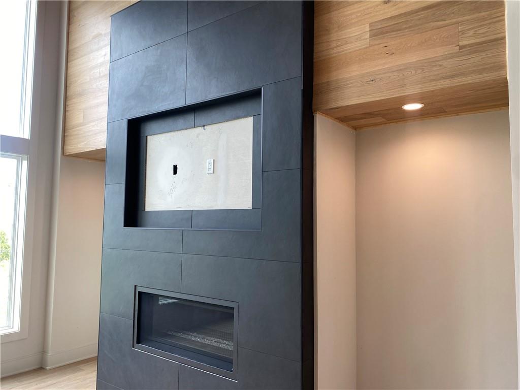 3410 NE 102nd Street