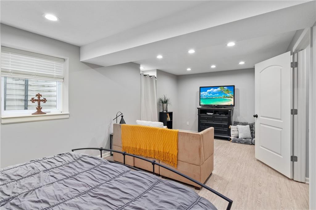 2102 NE 107th Terrace