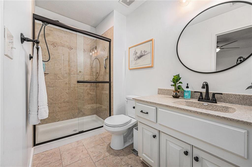 10606 N Euclid Avenue