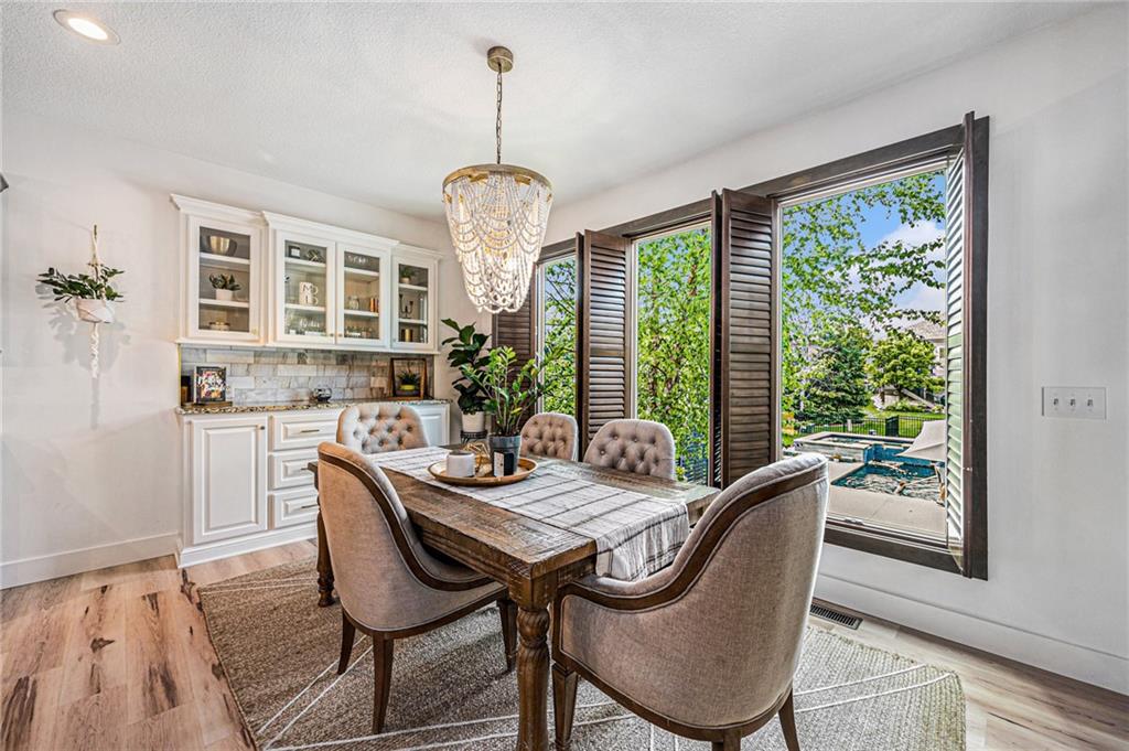 10606 N Euclid Avenue