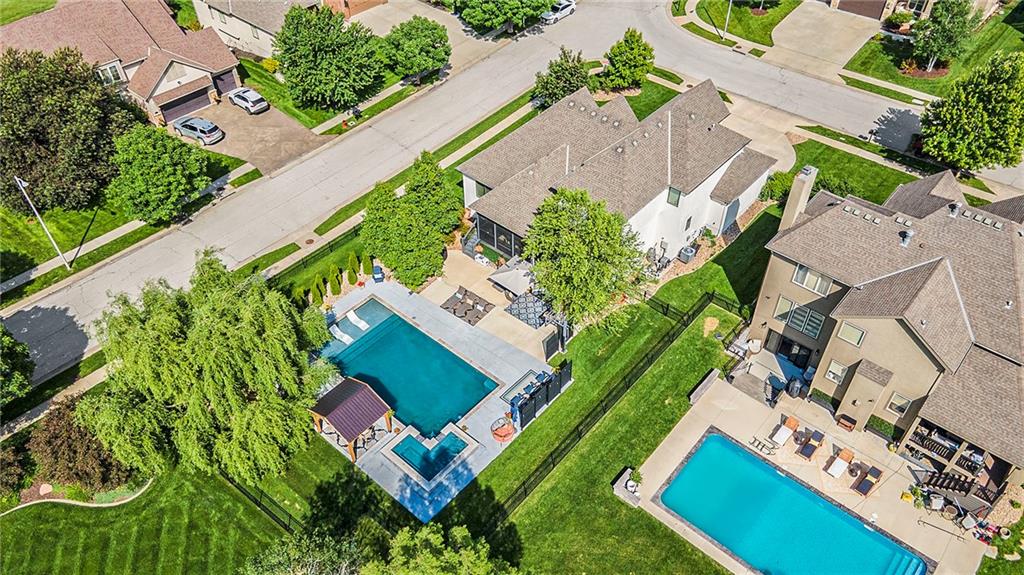 10606 N Euclid Avenue