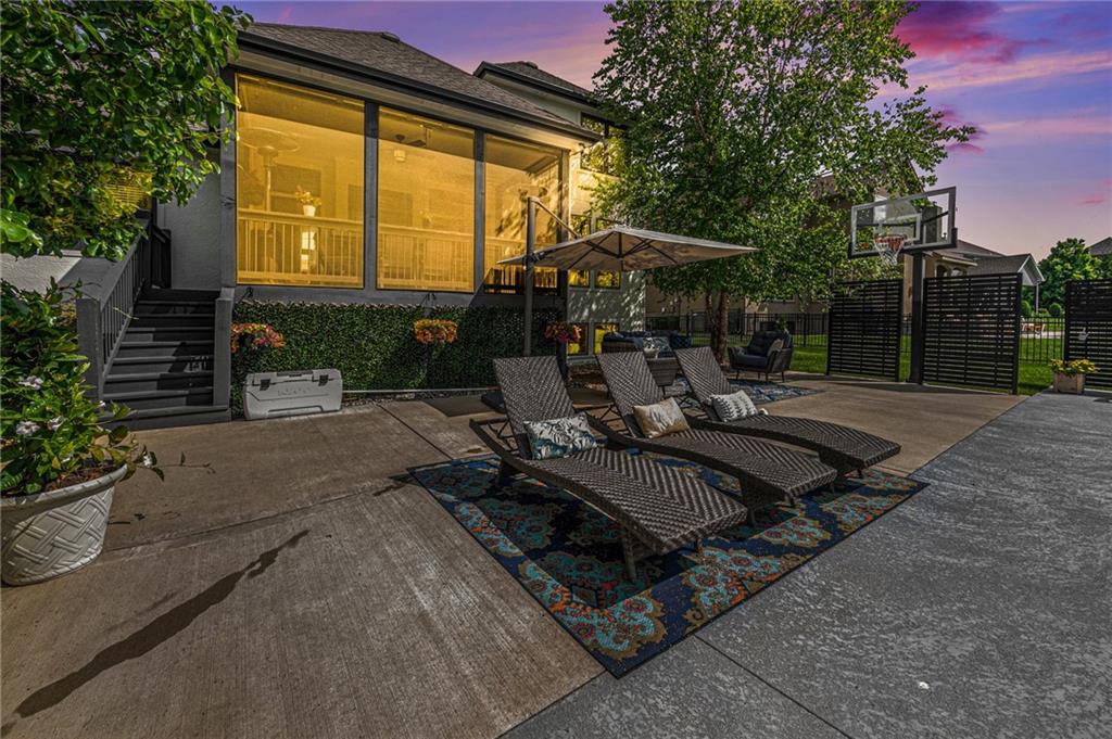 10606 N Euclid Avenue