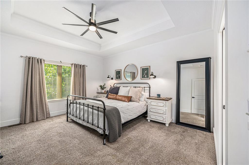 10606 N Euclid Avenue