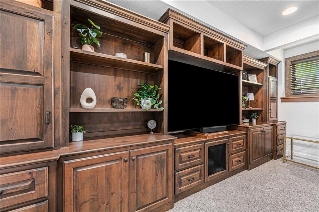 10606 N Euclid Avenue