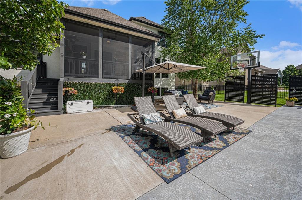 10606 N Euclid Avenue