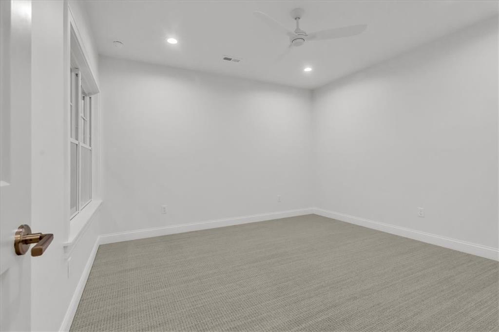 2911 NE 102nd Street