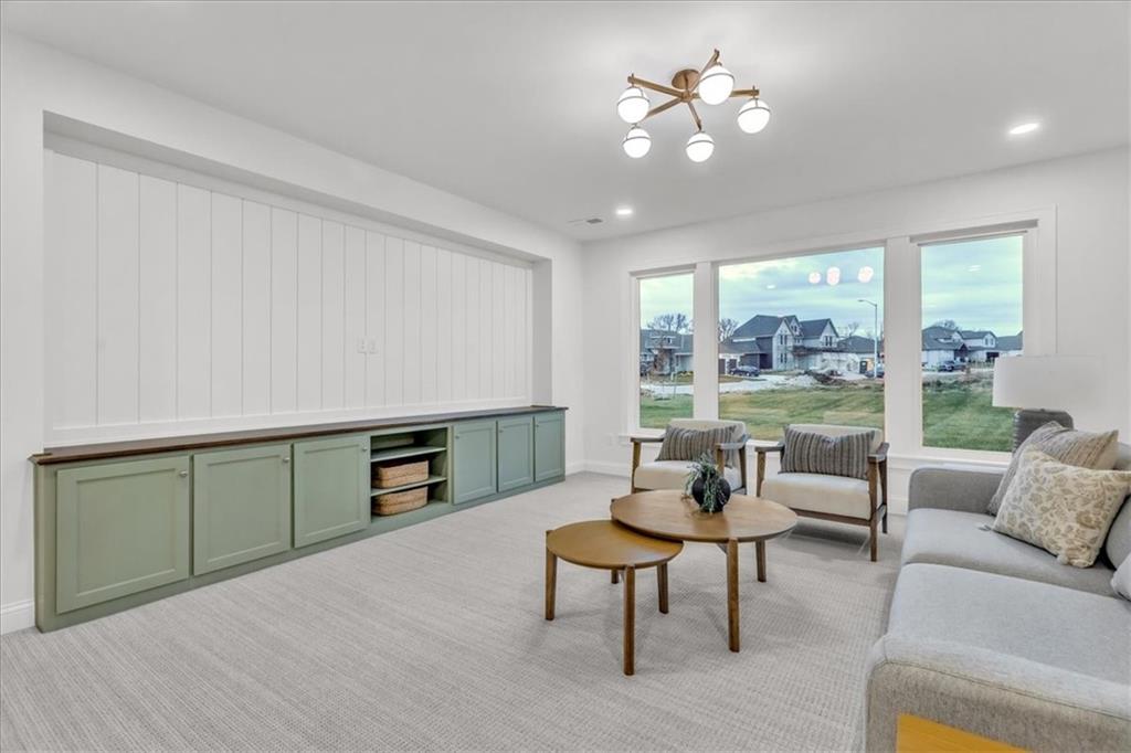 2911 NE 102nd Street