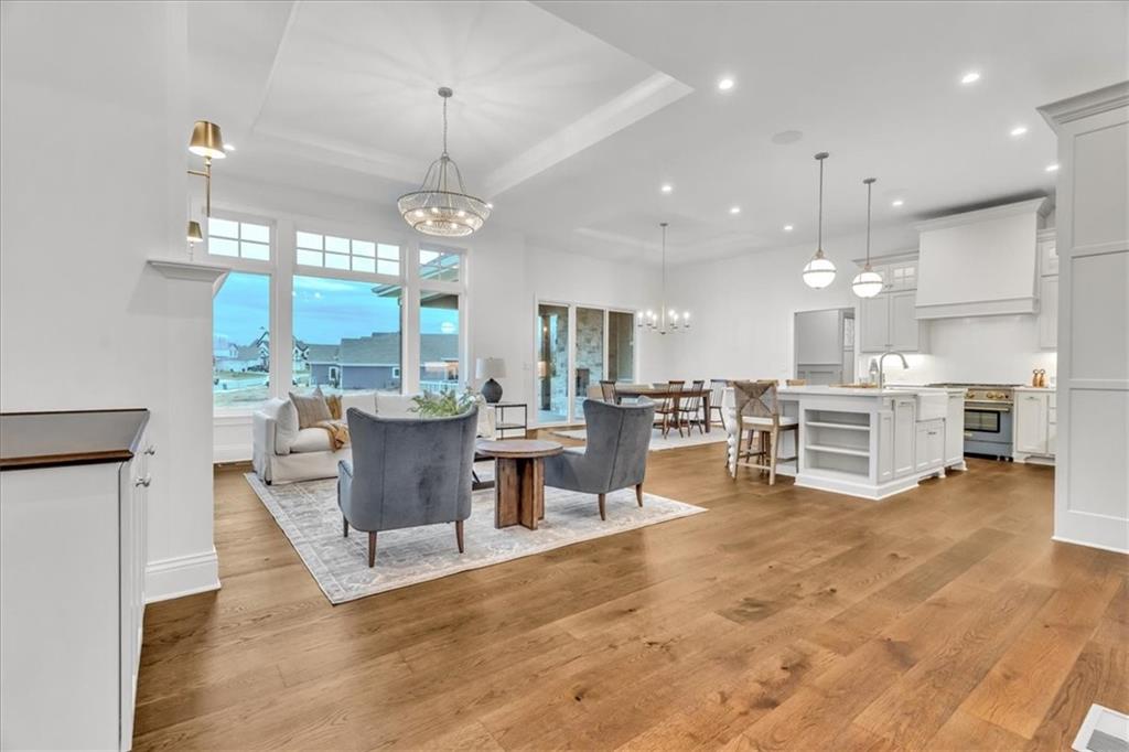 2911 NE 102nd Street