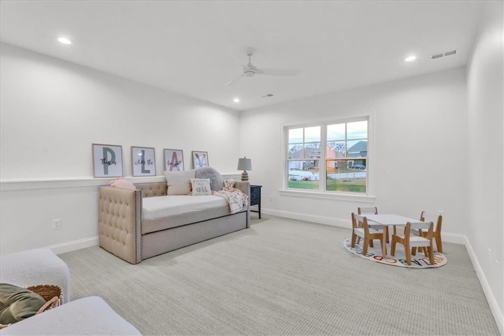 2911 NE 102nd Street