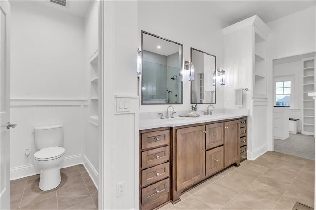 2911 NE 102nd Street