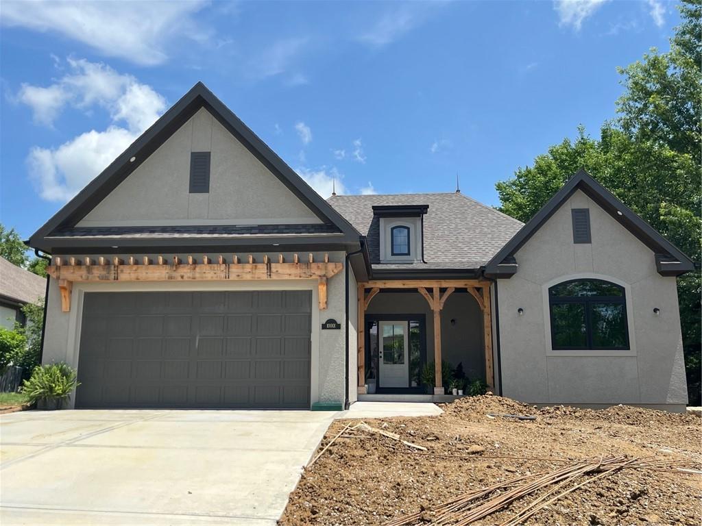 10001 N Euclid Avenue