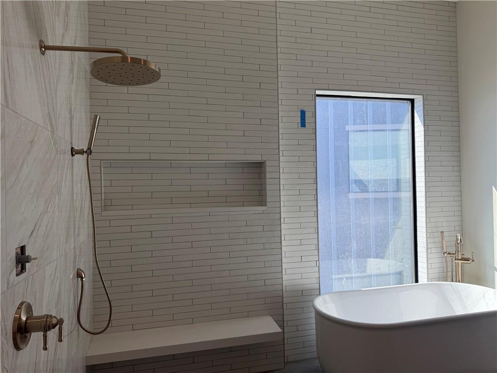 3423 NE 102nd Street