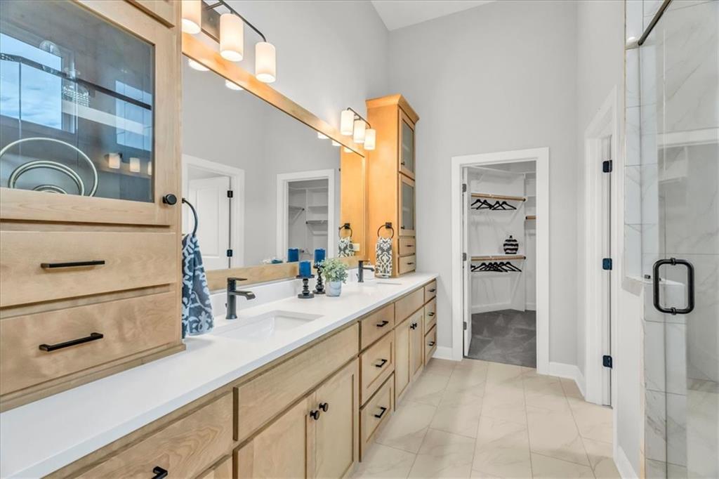 3208 NE 102nd Street