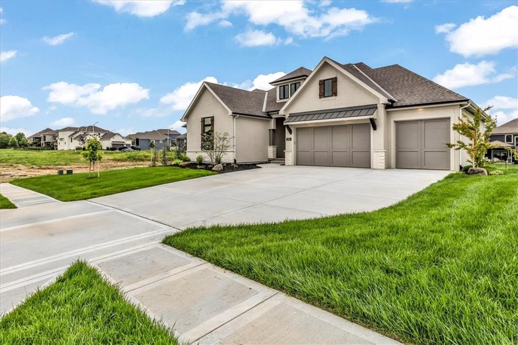 3208 NE 102nd Street