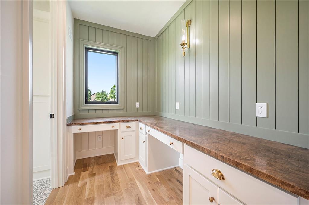 2817 NE 102nd Street