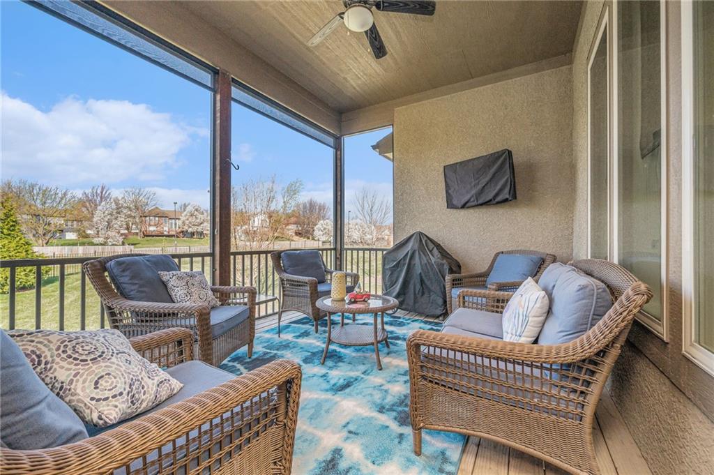 1905 NE 100th Terrace