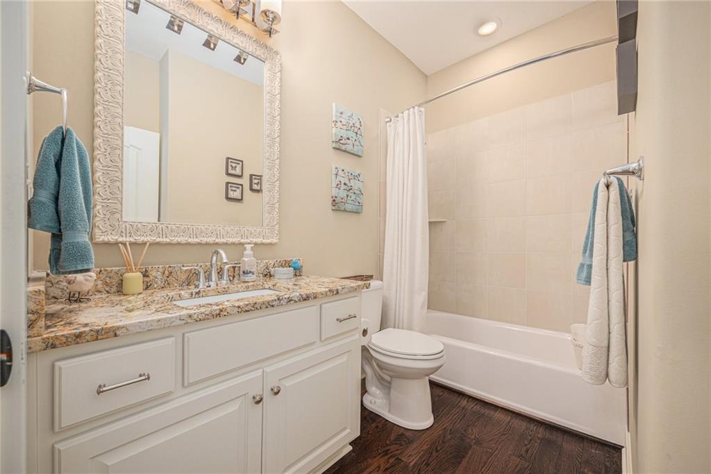 1905 NE 100th Terrace