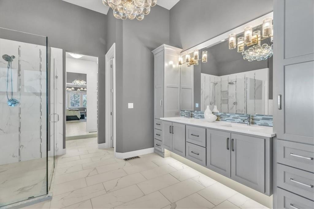 2136 NE 105th Street