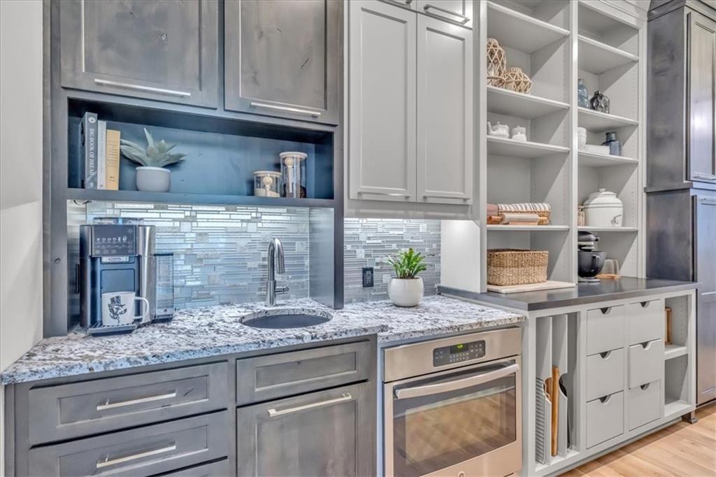 2136 NE 105th Street